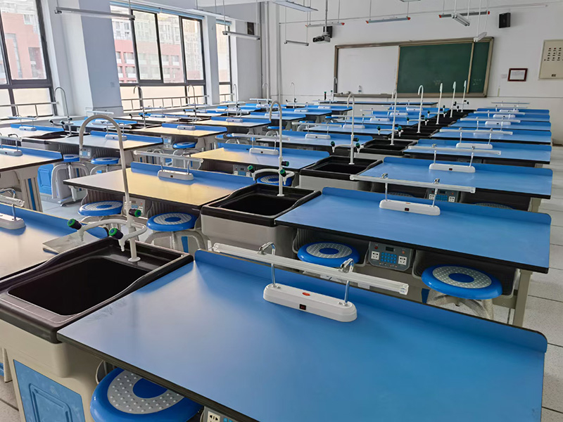 化學(xué)實(shí)驗(yàn)桌